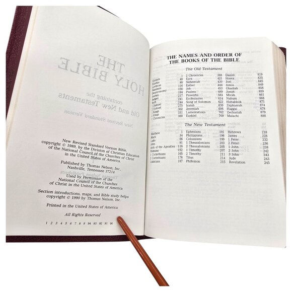 Red Holy Bible New Revised Standard Version Red Letter Cokesbury w/ Study Helps - Picture 16 of 16